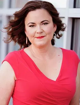 Bloom Matchmaking Reviews [Meet Midlothian Matchmaker Paula Pardel!]