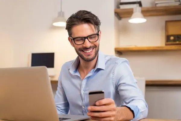 13 Short Dating Profile Examples [Expert Tested &amp; Proven Effective!]