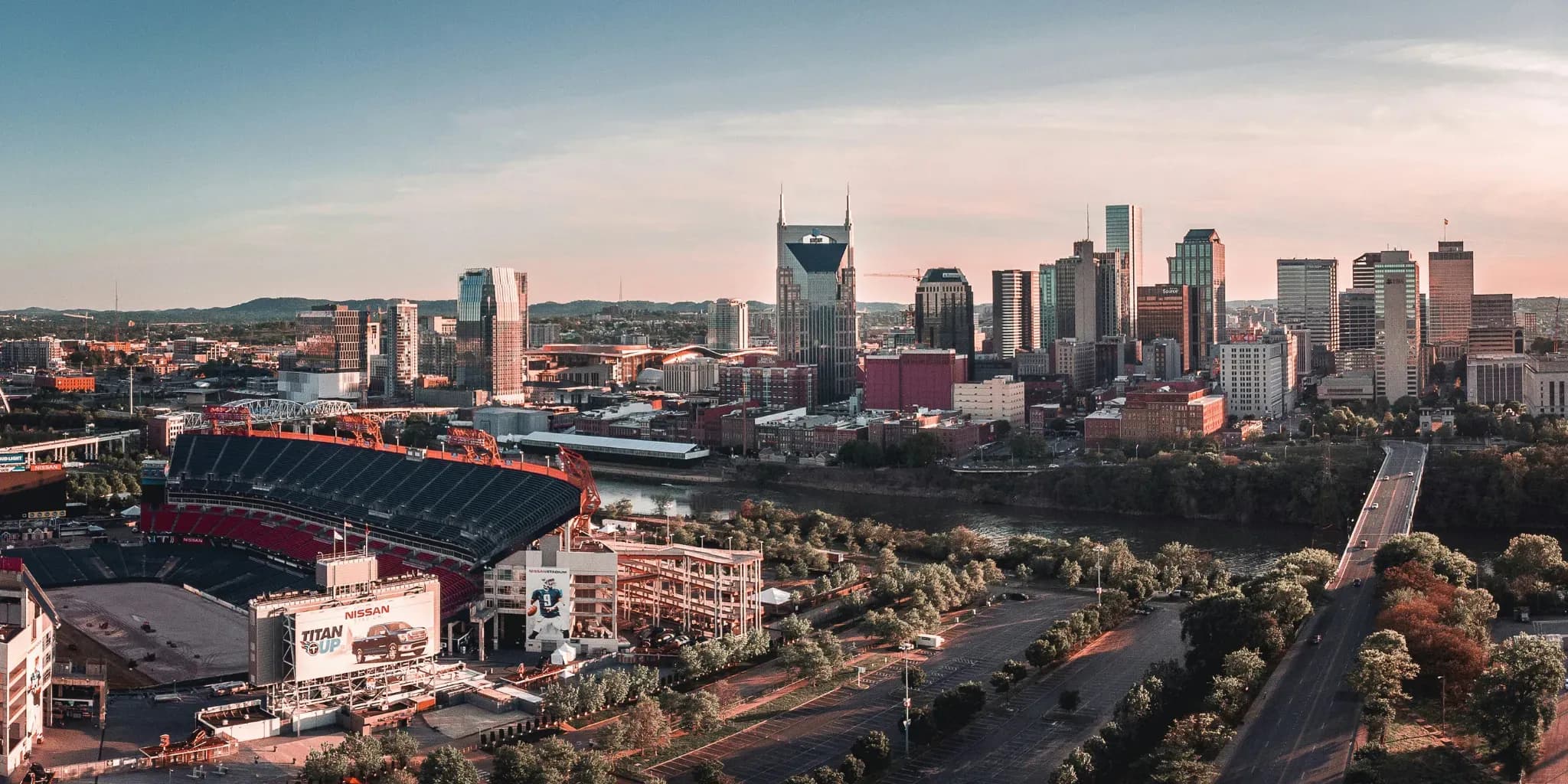 Begin Your <b>Tennessee Love Story</b> Today