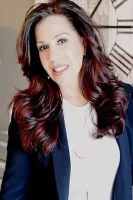 Meet Sandra Myers [Executive Matchmaker Review]