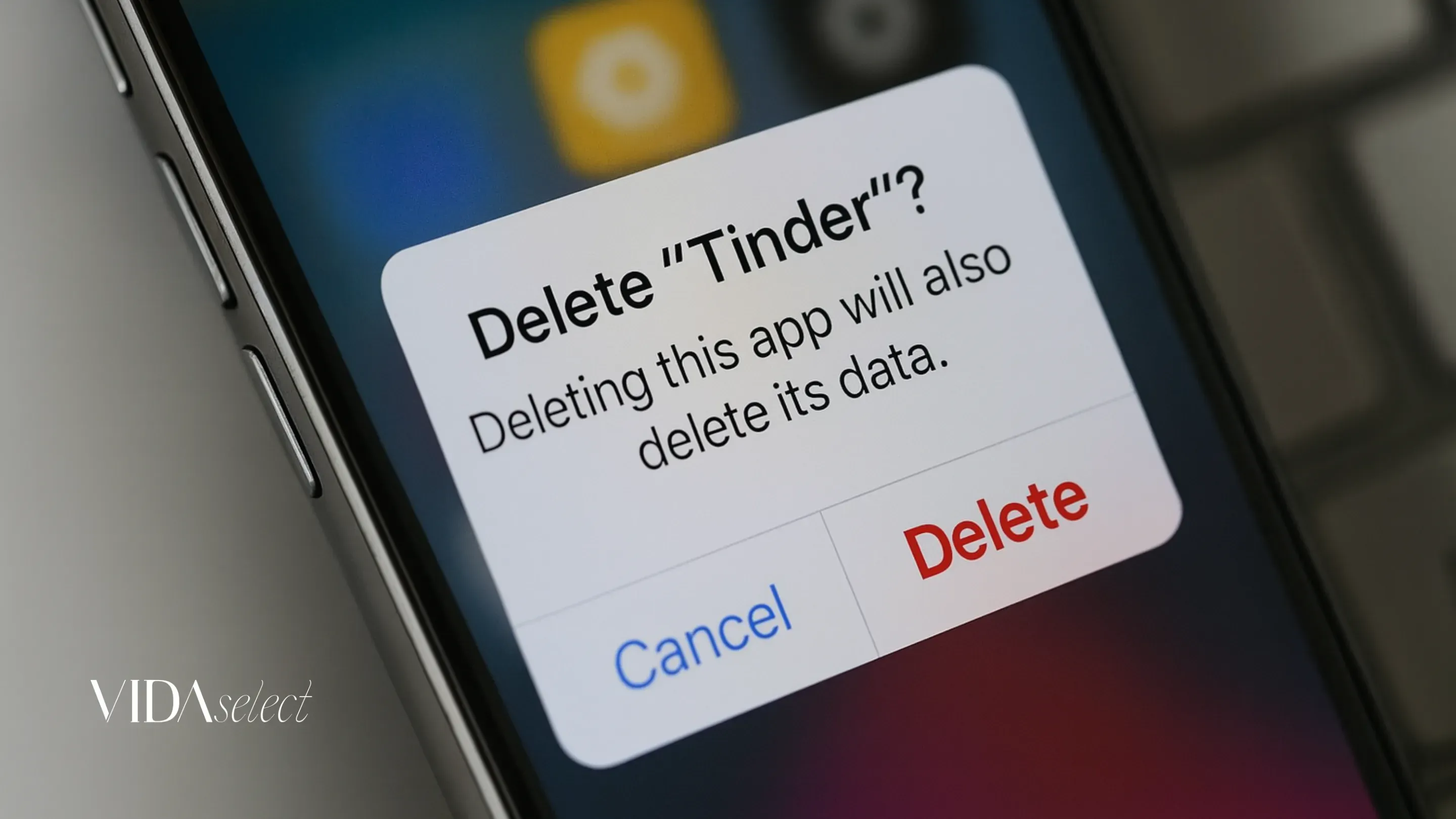 A Step-By-Step Guide To Delete Tinder & Start Over (& When You Shouldn't)