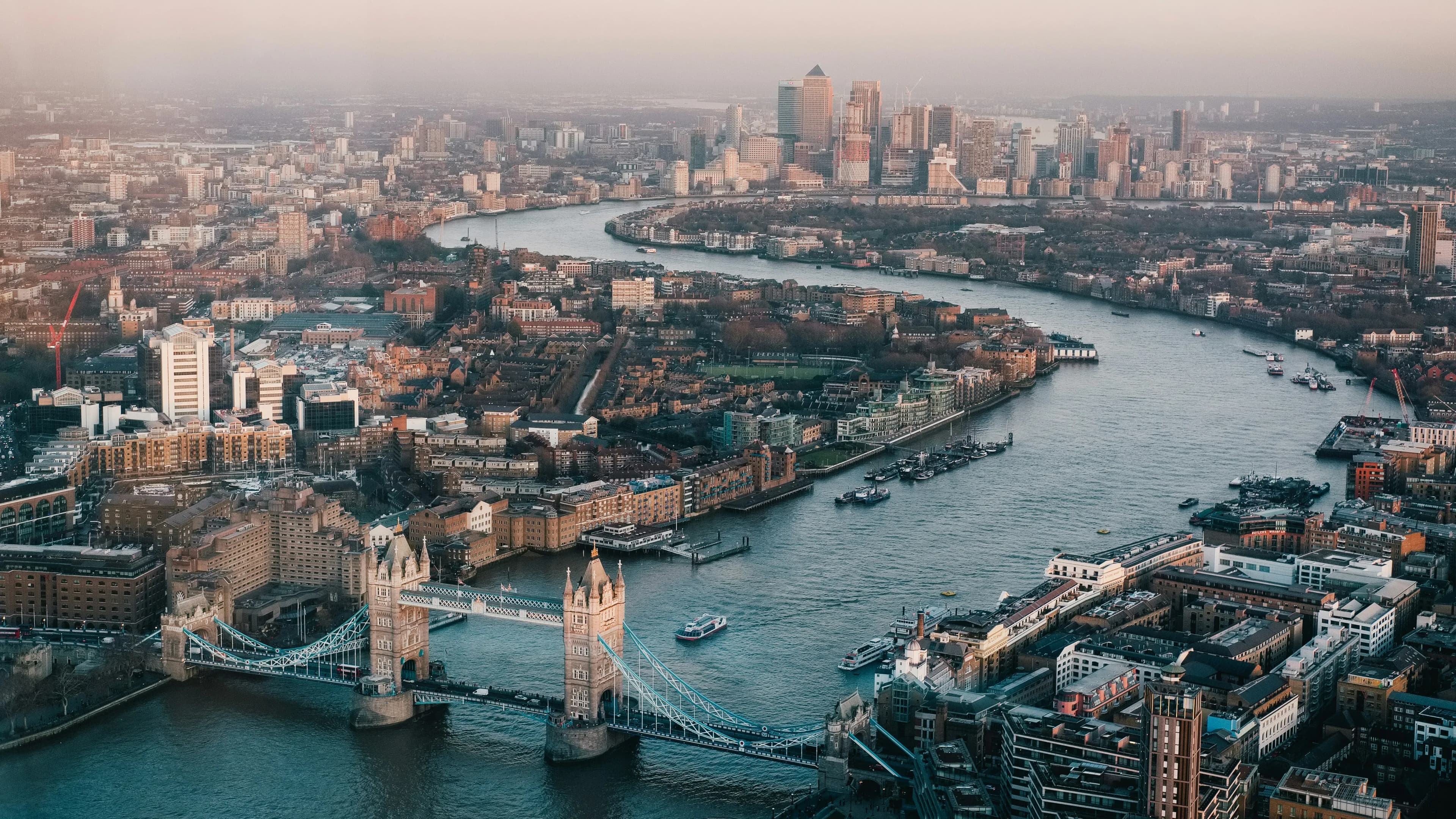 Begin Your London Love Story Today