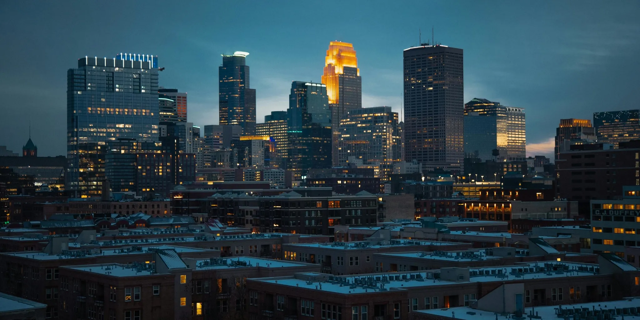 Begin Your Minneapolis Love Story Today