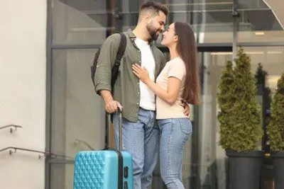 5 Tips For Making A Long-Distance Relationship Work