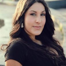 Rose Matchmaking Reviews: Cost, Complaints, Praise & More! 2 Houston matchmaker Jamie Rose